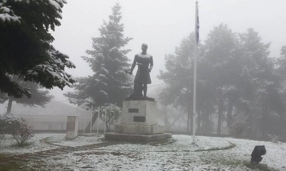 Λάρισα: Πάσχα που θυμίζει...Χριστούγεννα-«Στα λευκά» ντύθηκαν ορεινές περιοχές